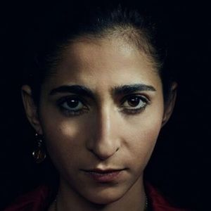 Meet your Posher, Carmella